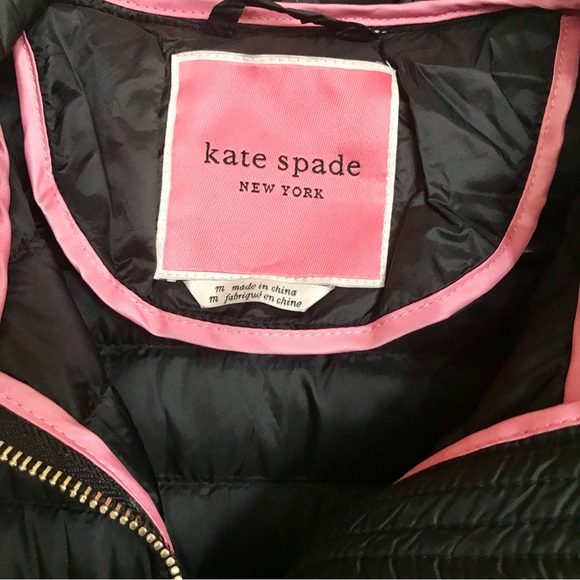 SOLD❣️❣️Kate Spade Black Puffer Hooded Jacket includes package quilted bag - Picture 5 of 16